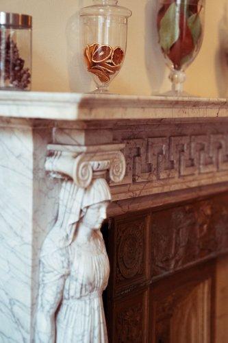 mobile - carousel-hero-element image-5